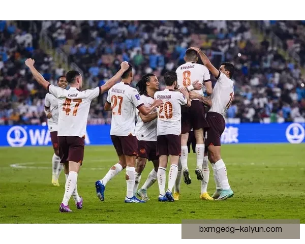 亨克边路进攻表现稳健，未来赛事将更具竞争力