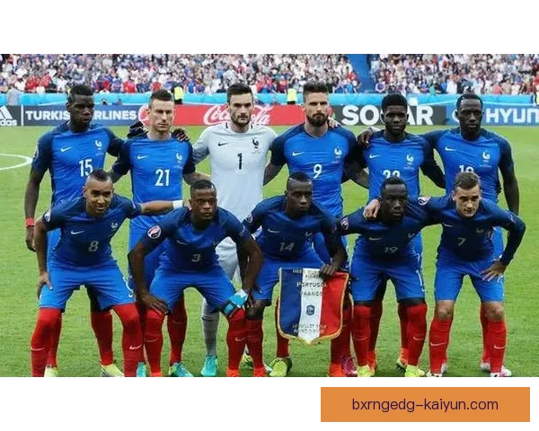 法国队战术对 Griezmann 依赖明显，发挥稳定关键角色。术灵活性